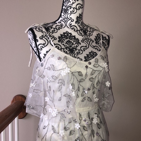 🆕 Sequined Dress 👗 - Picture 2 of 10